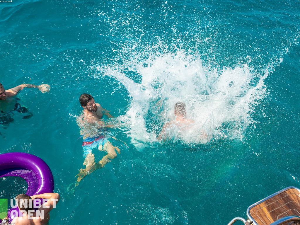 ការណែនាំល្បែង: យ៉ាងដូចម្តេចដែលអ្នកអាចចាប់ផ្តើមលេង?