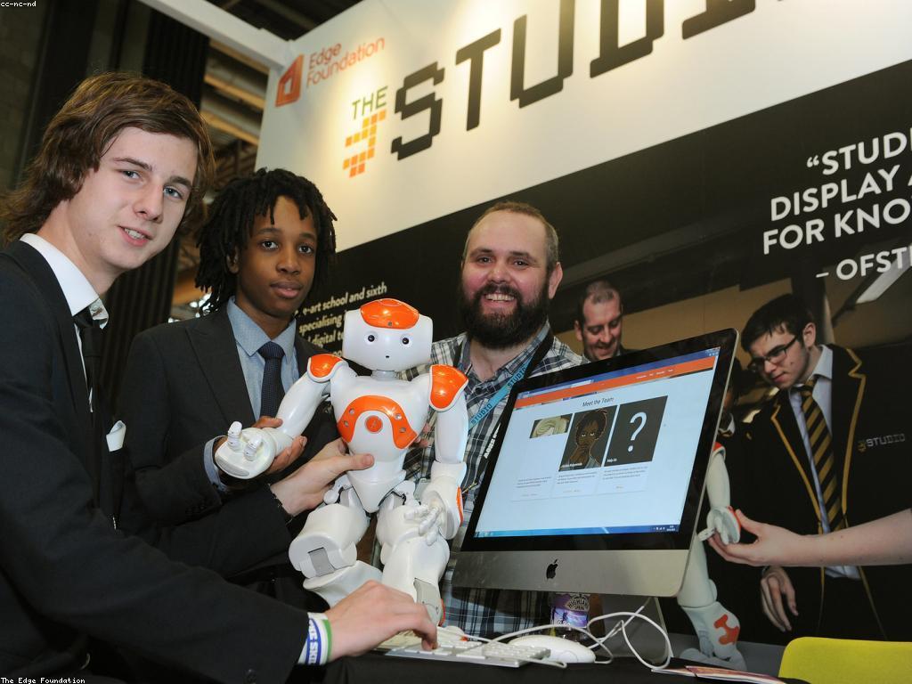 យុទ្ធសាស្ត្រល្បែង៖ ការរកឃើញនិងការអភិវឌ្ឍន៏